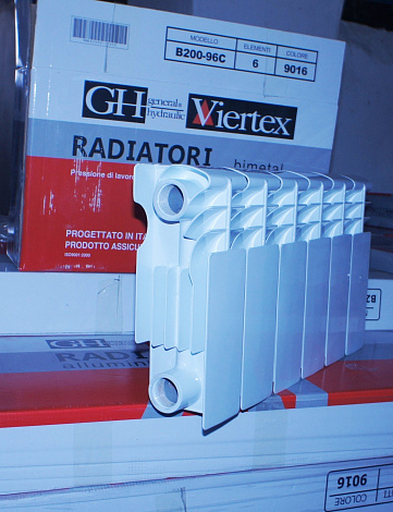 Биметаллический радиатор VIERTEX 200-96 - 8 секций