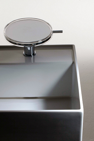 Раковина Laufen Kartell 8.1033.5.000.104.1