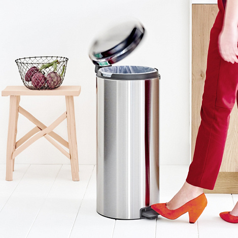 Мусорный бак с педалью Brabantia newIcon 111822 30л