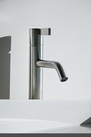Смеситель для раковины Laufen Kartell 3.1133.1.004.100.1