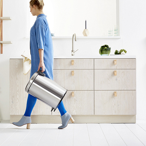 Мусорный бак с педалью Brabantia newIcon 111907 20л