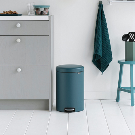 Мусорный бак с педалью Brabantia newIcon 115929 20л