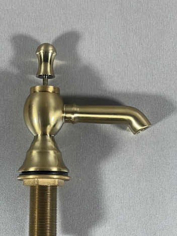 Смеситель для раковины Heritage Granley TGRBR06