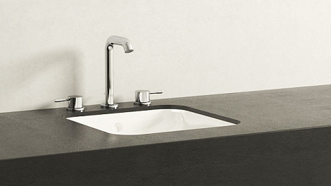Смеситель для раковины Grohe Essence 20296001