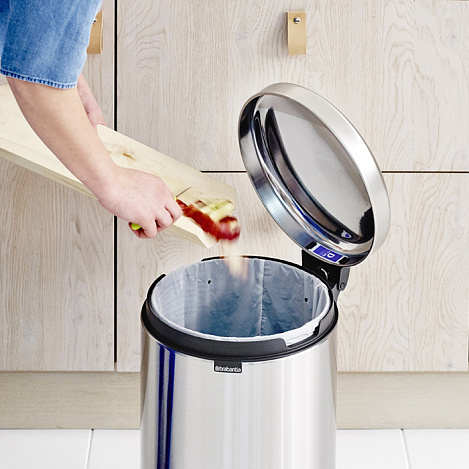 Мусорный бак с педалью Brabantia newIcon 111907 20л