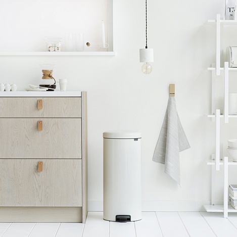 Мусорный бак с педалью Brabantia newIcon 114748 30л