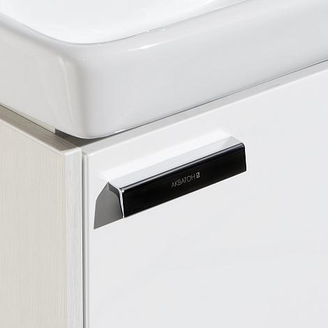 Комплект мебели Aquaton Йорк 50 М (1A170901YOAY0) белый/выбеленное дерево (Тумба+раковина+зеркало)