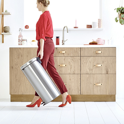 Мусорный бак с педалью Brabantia newIcon 111822 30л
